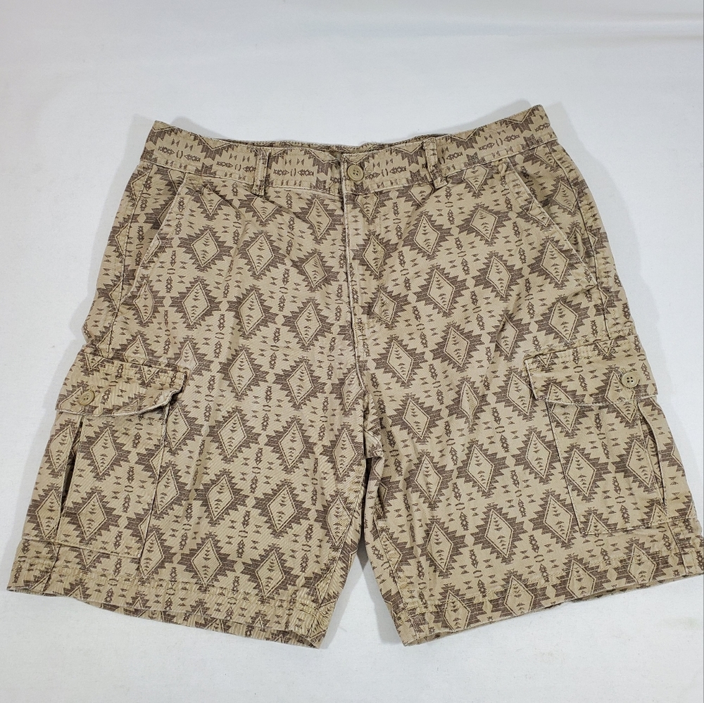 Northwest Territory Mens 34 x9 Aztec Print Cargo Shorts Tan Khaki Bermuda Shorts